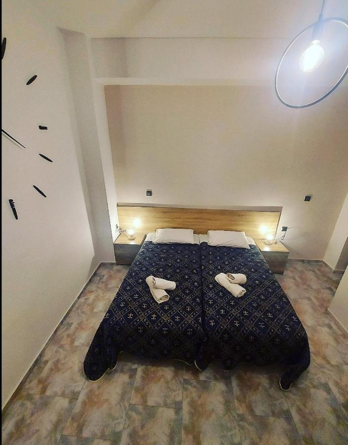 Apartament Diana Ermupoli